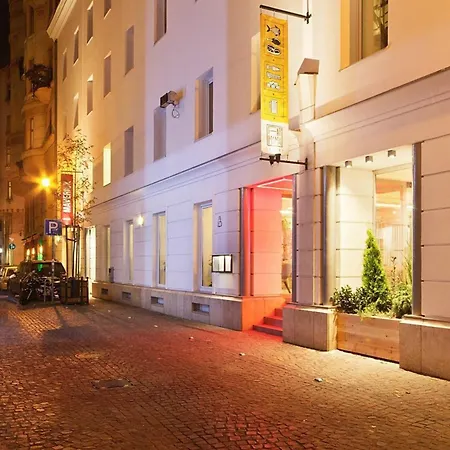 Kl31 - Location - Elegant Historic By Bqa Lägenhet Budapest